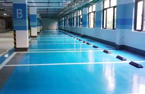 環(huán)氧地坪漆施工公司告訴你，地坪臟了可以這樣做